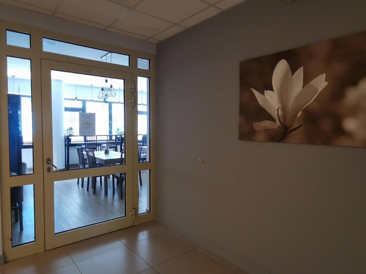 Dom Studencki Zaulek Hostel Krasków Εξωτερικό φωτογραφία