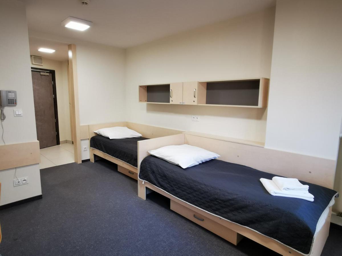 Dom Studencki Zaulek Hostel Krasków Εξωτερικό φωτογραφία