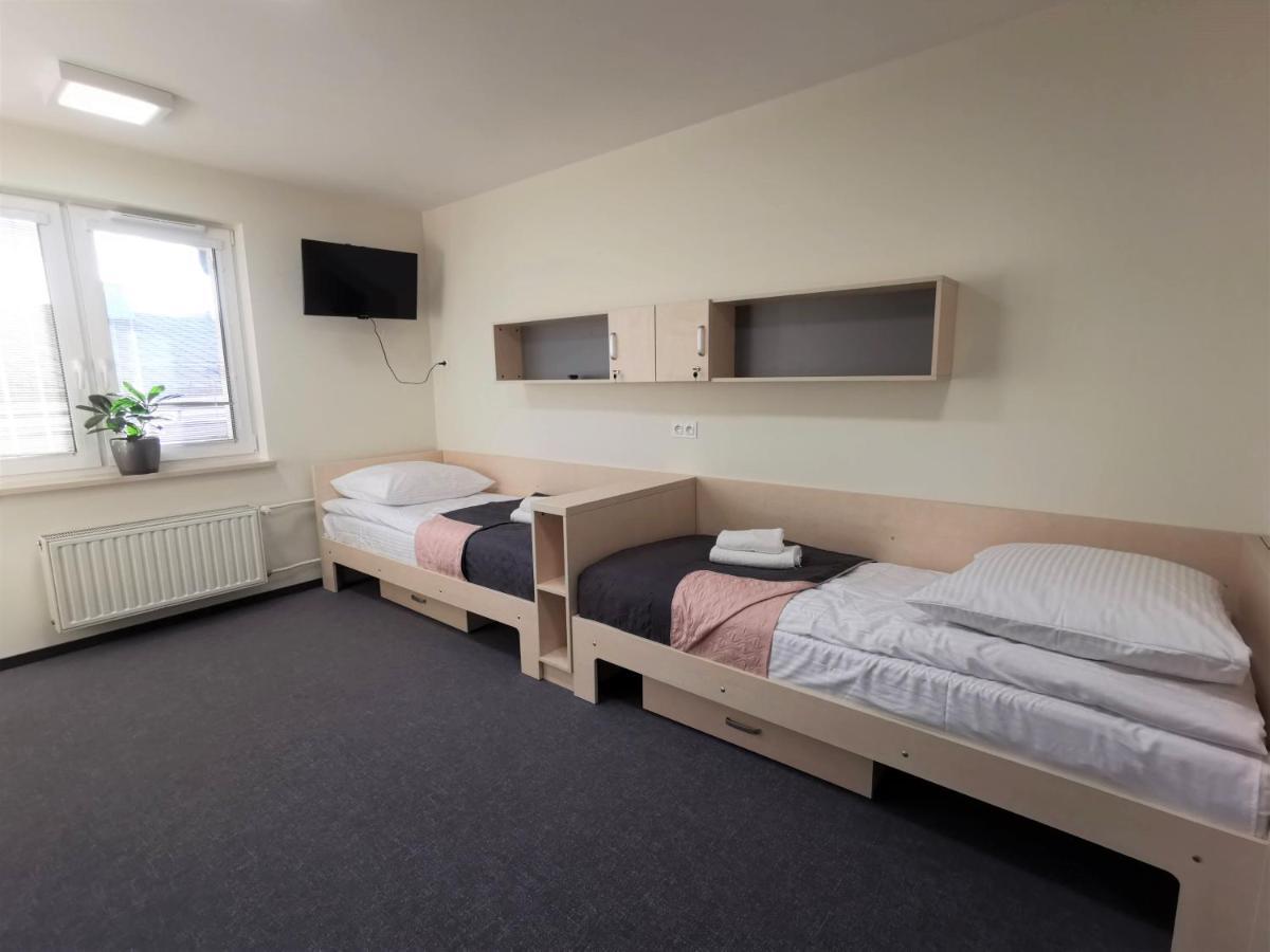 Dom Studencki Zaulek Hostel Krasków Εξωτερικό φωτογραφία