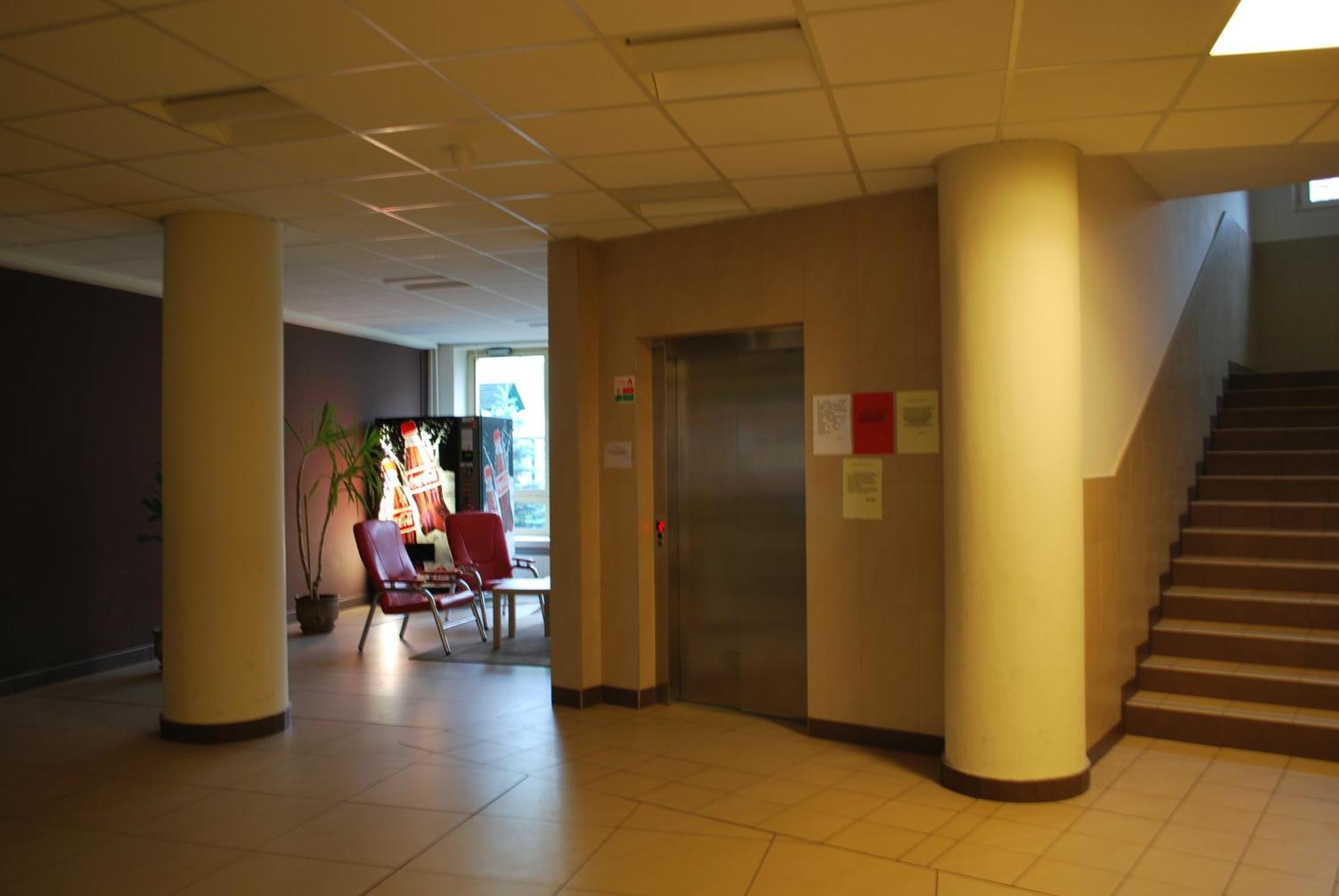 Dom Studencki Zaulek Hostel Krasków Εξωτερικό φωτογραφία