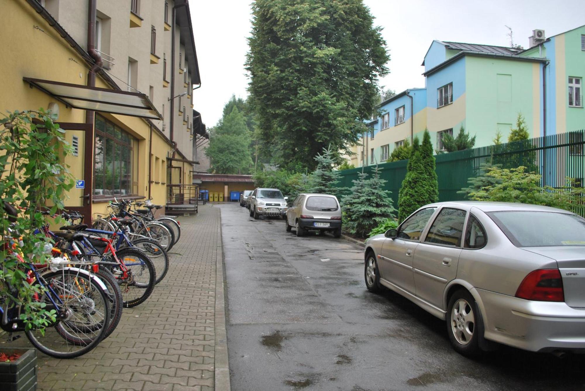 Dom Studencki Zaulek Hostel Krasków Εξωτερικό φωτογραφία