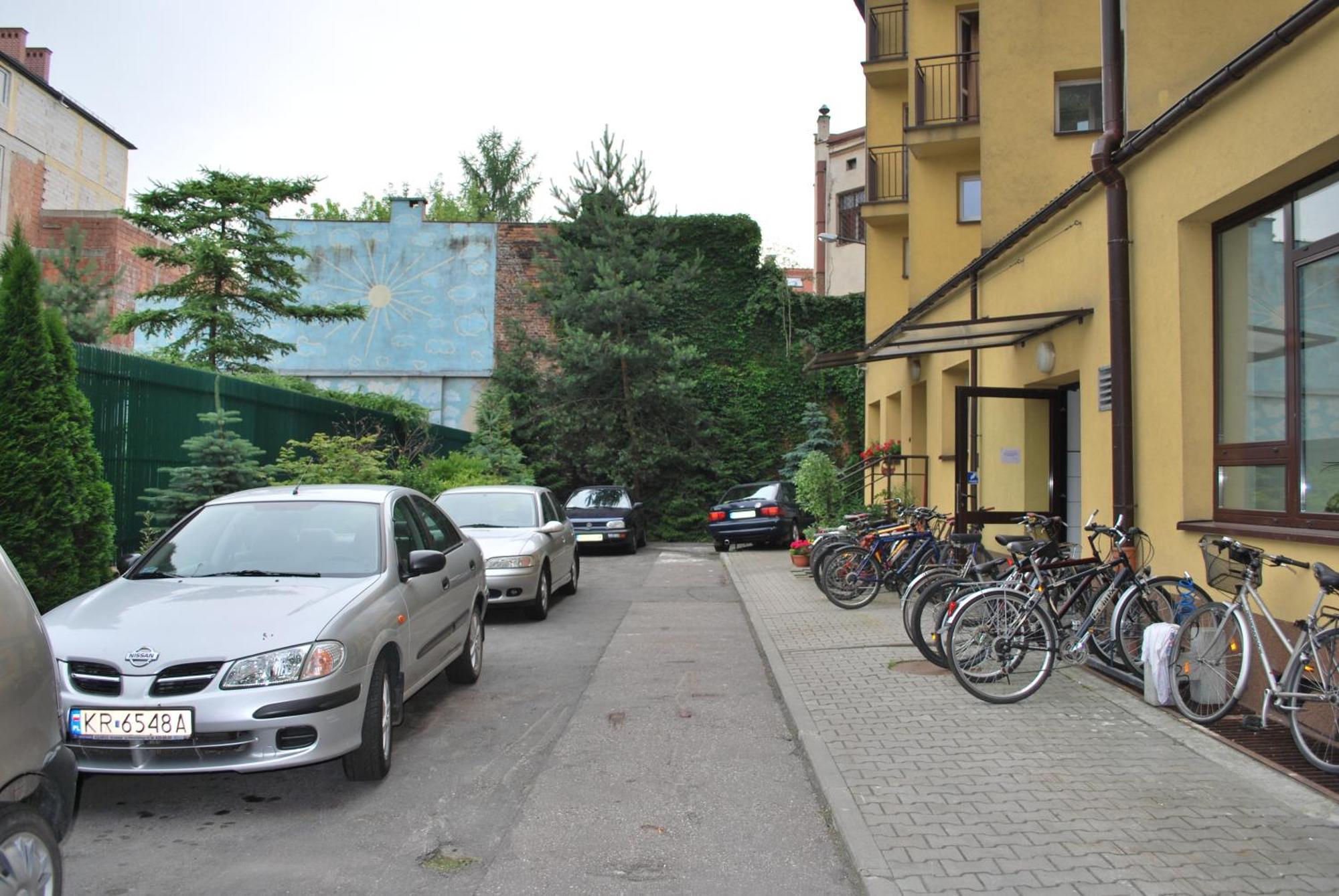 Dom Studencki Zaulek Hostel Krasków Εξωτερικό φωτογραφία